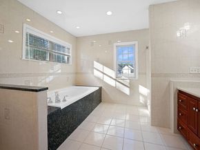 7 Cranberry Ln, Wareham MA 02538