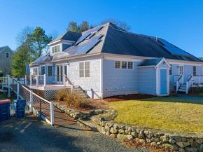 7 Cranberry Ln, Wareham MA 02538