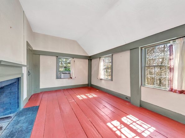 153 Main St, Wenham MA 01984