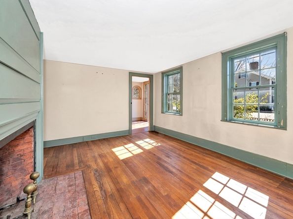 153 Main St, Wenham MA 01984