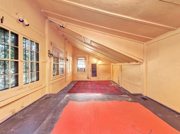 153 Main St, Wenham MA 01984