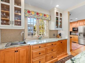 17 Winsor St, Duxbury MA 02332