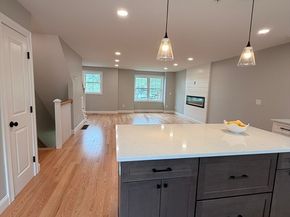 9 Acton Rd 6, Chelmsford MA 01824