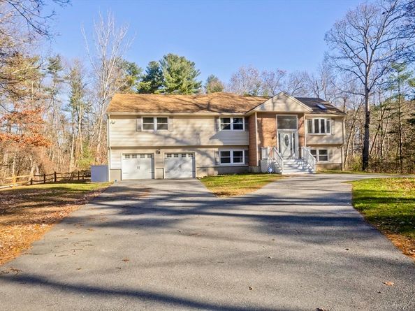 44 Connolly Rd, Billerica MA 01821