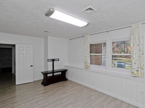 44 Connolly Rd, Billerica MA 01821