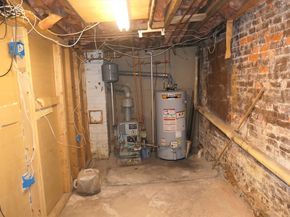 310 Paris St, Boston MA 02128