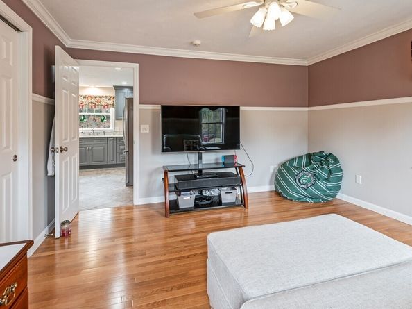 25 Watson Ln, Rutland MA 01543