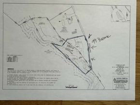 99 Burbank Rd, Sutton MA 01590