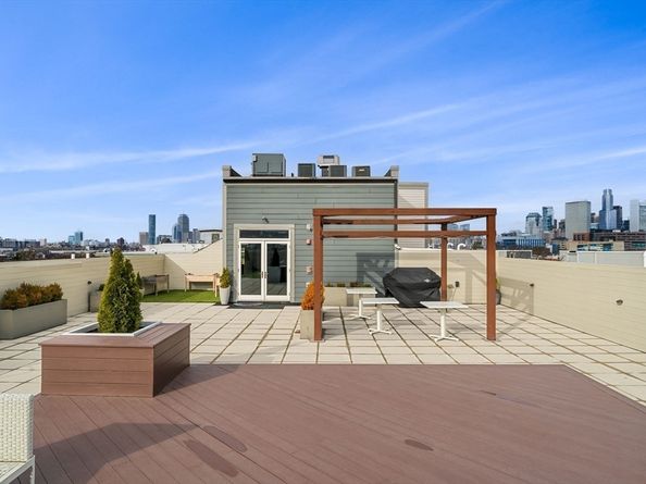 309 E St 0046, Boston MA 02127