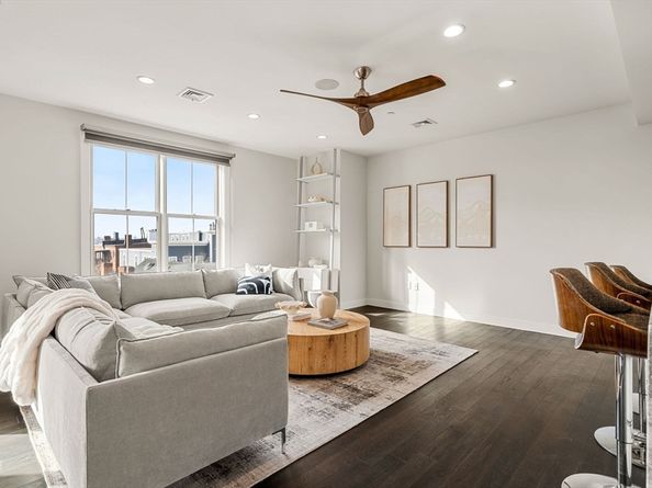 309 E St 0046, Boston MA 02127