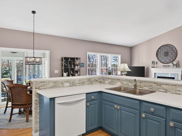 38 Great Pointe, Plymouth MA 02360