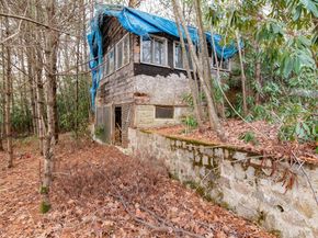 34R Tucker Ln, Sutton MA 01590