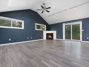 6 Agawam Dr, Wareham MA 02538