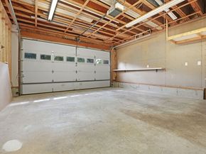 6 Agawam Dr, Wareham MA 02538