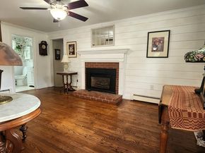 3 Birch Cir, Hopedale MA 01747