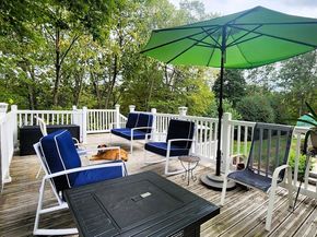 3 Birch Cir, Hopedale MA 01747