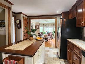 3 Birch Cir, Hopedale MA 01747