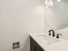 93 Spring St 29, Watertown MA 02472
