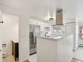 93 Spring St 29, Watertown MA 02472