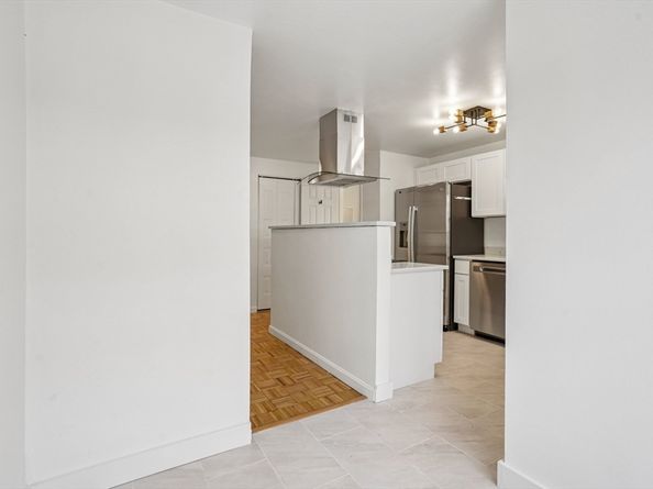 93 Spring St 29, Watertown MA 02472