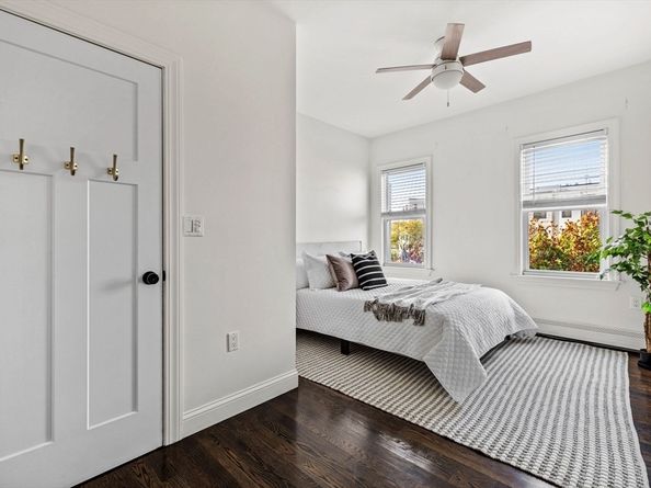 296 E 8th St 3, Boston MA 02127