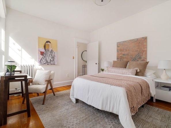 1699 Cambridge St 50, Cambridge MA 02138