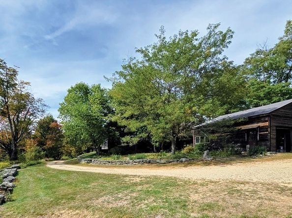 47 Harty Dr, Petersham MA 01366