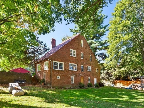 335 Lake Street, Arlington MA 02474