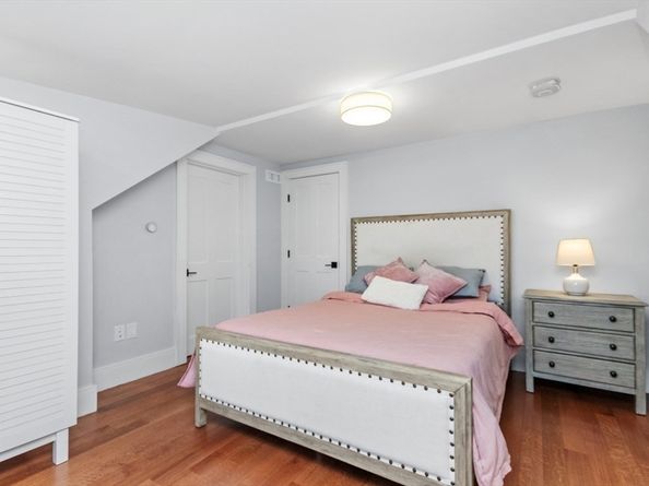 300 Elliot 2, Newton MA 02464