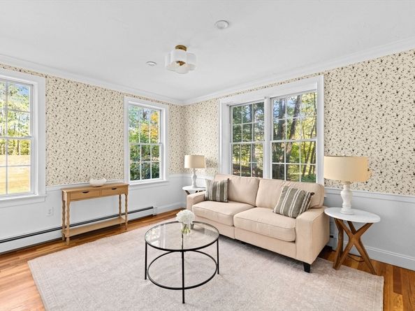 225 Prospect St, Hingham MA 02043