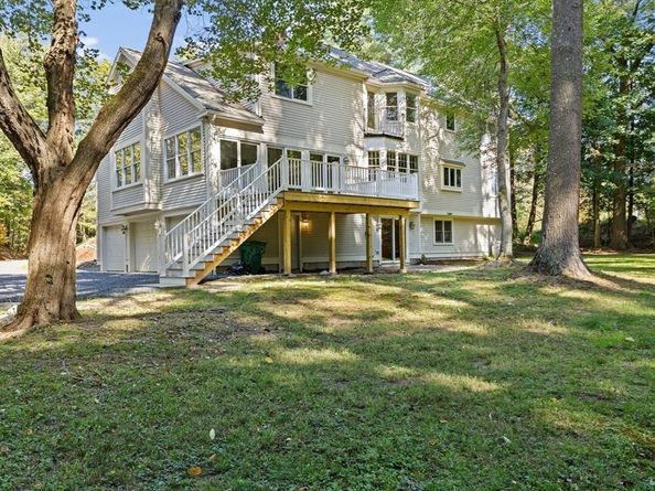 225 Prospect St, Hingham MA 02043