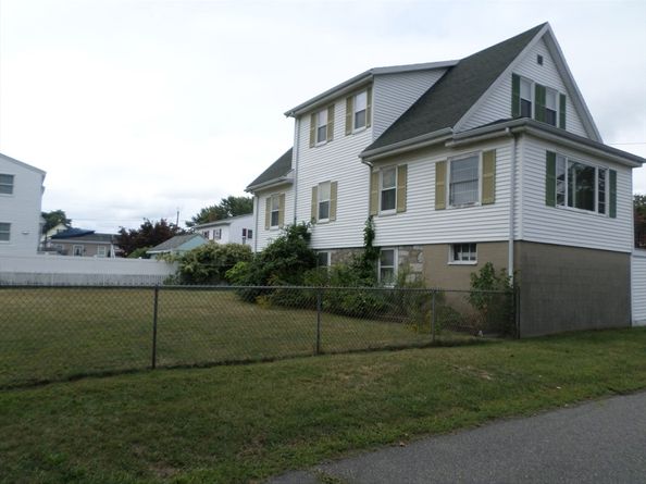 9 Douglas Rd, Saugus MA 01906