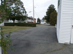 9 Douglas Rd, Saugus MA 01906