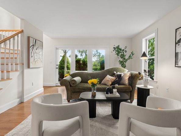 169 Walnut St 2, Boston MA 02122