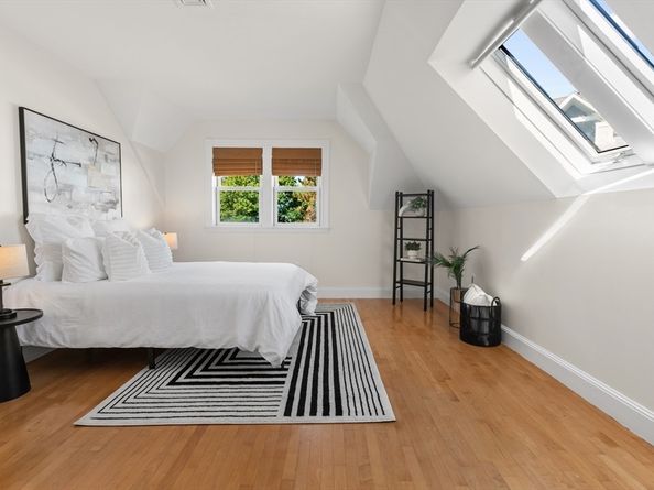 169 Walnut St 2, Boston MA 02122