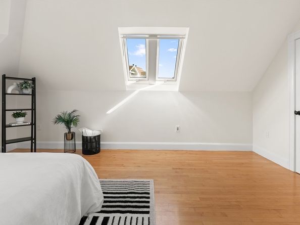 169 Walnut St 2, Boston MA 02122