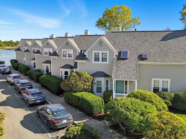 169 Walnut St 2, Boston MA 02122
