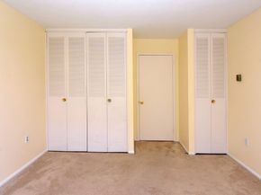 80 Salisbury St 206, Worcester MA 01609