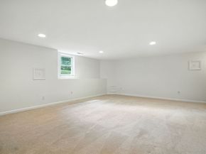 46 John Drive 46, Grafton MA 01536