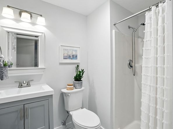 46 John Drive 46, Grafton MA 01536
