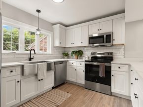 129 A-B Maple Ave, Shrewsbury MA 01545