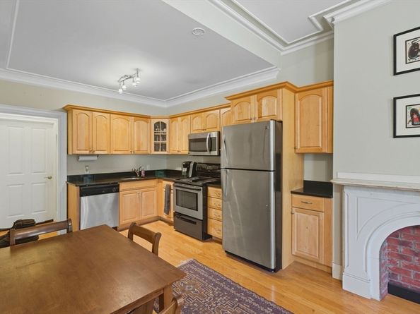 284 K St 2, Boston MA 02127