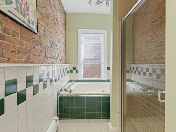 284 K St 2, Boston MA 02127