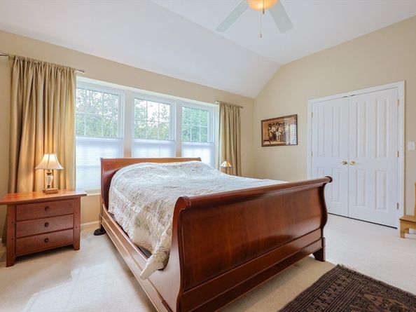 5 Blossom Ct 5, Westborough MA 01581