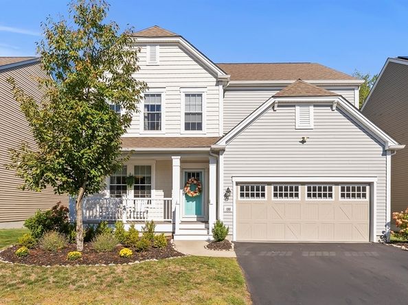198 Stonehaven Dr, Weymouth MA 02190