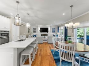 198 Stonehaven Dr, Weymouth MA 02190