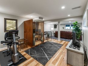 198 Stonehaven Dr, Weymouth MA 02190
