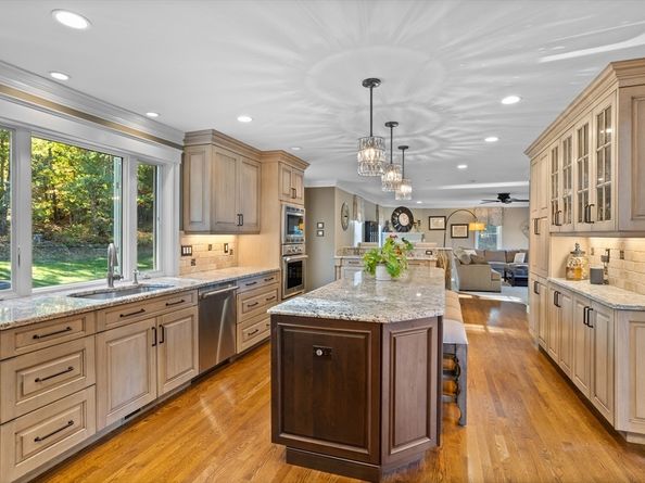 5 Fawn Road, Westford MA 01886