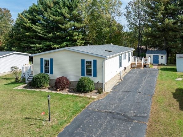 18 Fox Run, Brookfield MA 01506