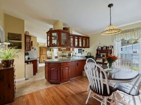 18 Fox Run, Brookfield MA 01506